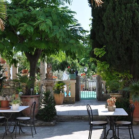 Le Saint Victor Hotel Mirabel-aux-Baronnies Luaran gambar
