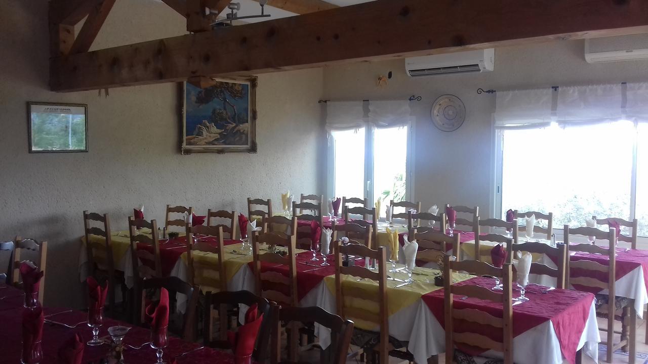 Le Saint Victor Hotel Mirabel-aux-Baronnies Luaran gambar