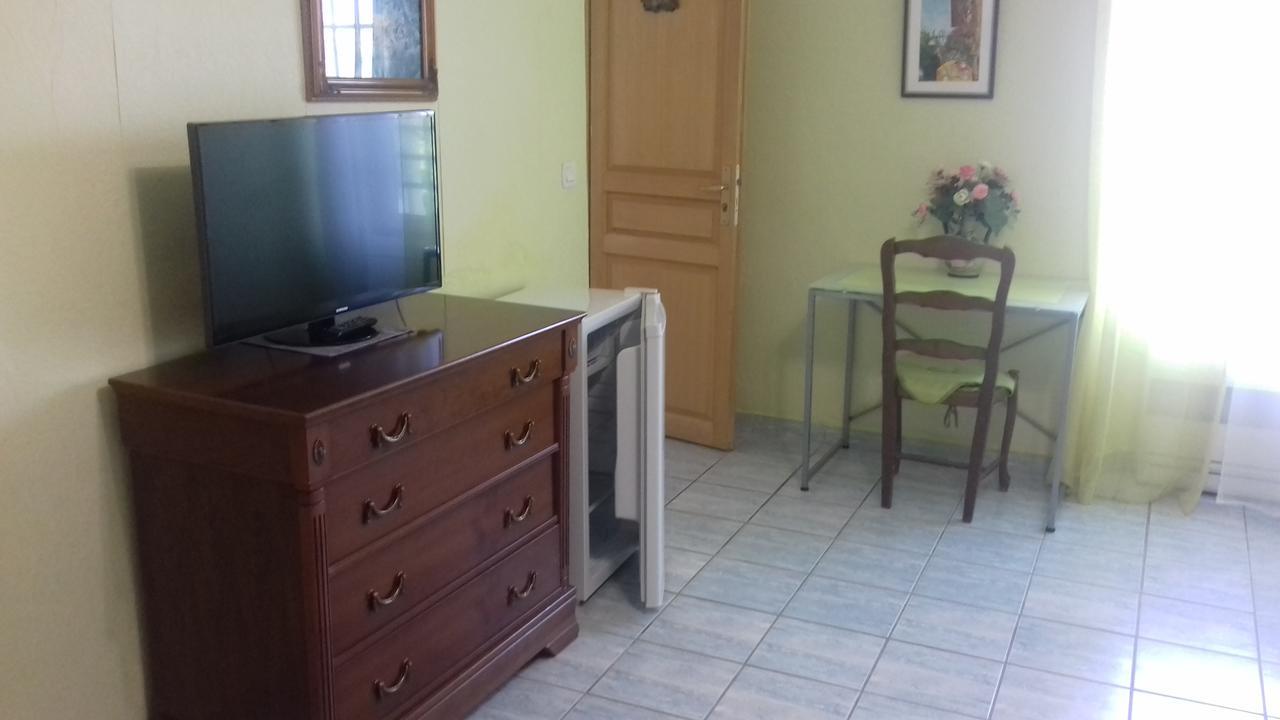 Le Saint Victor Hotel Mirabel-aux-Baronnies Luaran gambar